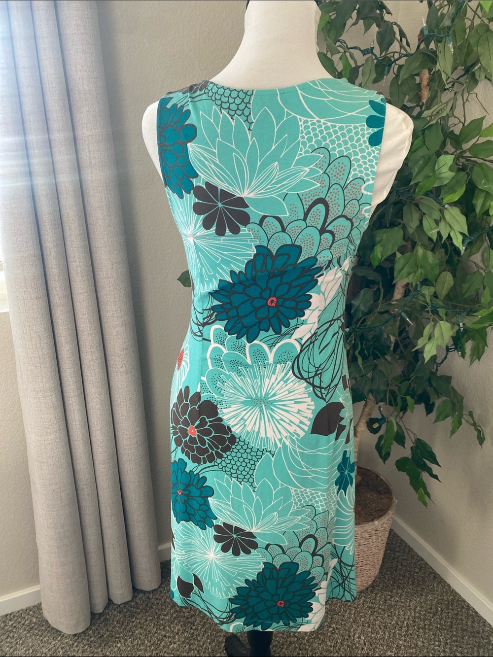 Tommy Bahama Teal and Black Floral Tank Dress With Ruching Waistline Sz M - Picture 7 of 13